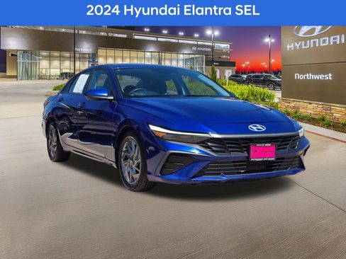 Used 2024 Hyundai Elantra SEL FWD image 1
