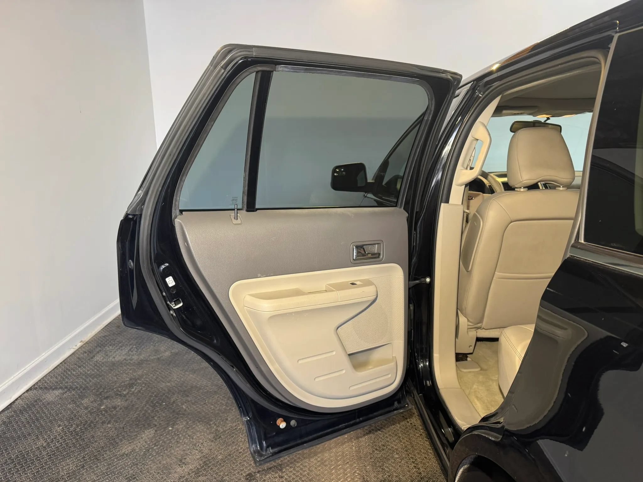 Used 2009 Ford Edge Limited AWD/4WD image 23