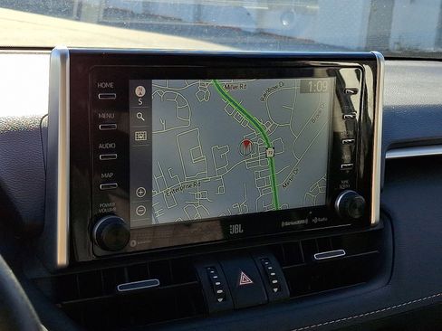 Certified 2020 Toyota RAV4 Limited image 19