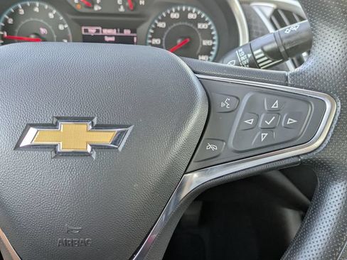 Used 2025 Chevrolet Malibu LT FWD image 18