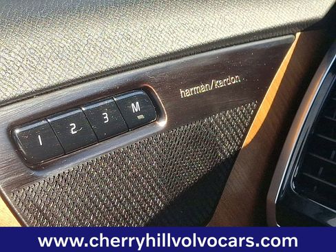 Certified 2023 Volvo XC90 B6 Plus w/ Protection Package image 22