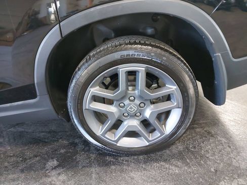 Used 2023 Honda Passport EX-L image 34