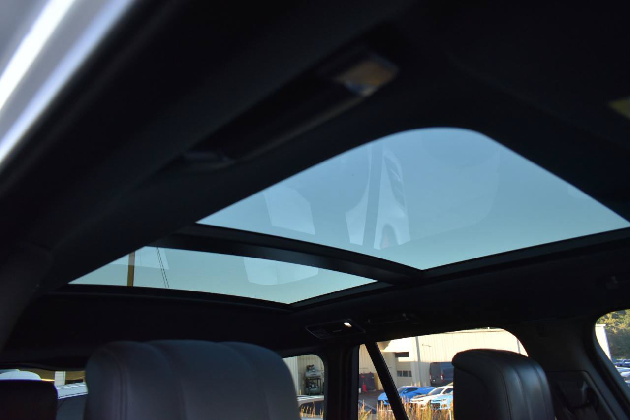 Used 2019 Land Rover Range Rover Supercharged AWD/4WD image 48