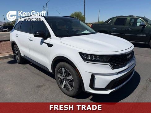Used 2023 Kia Sorento S w/ Panoramic Sunroof Package FWD image 1