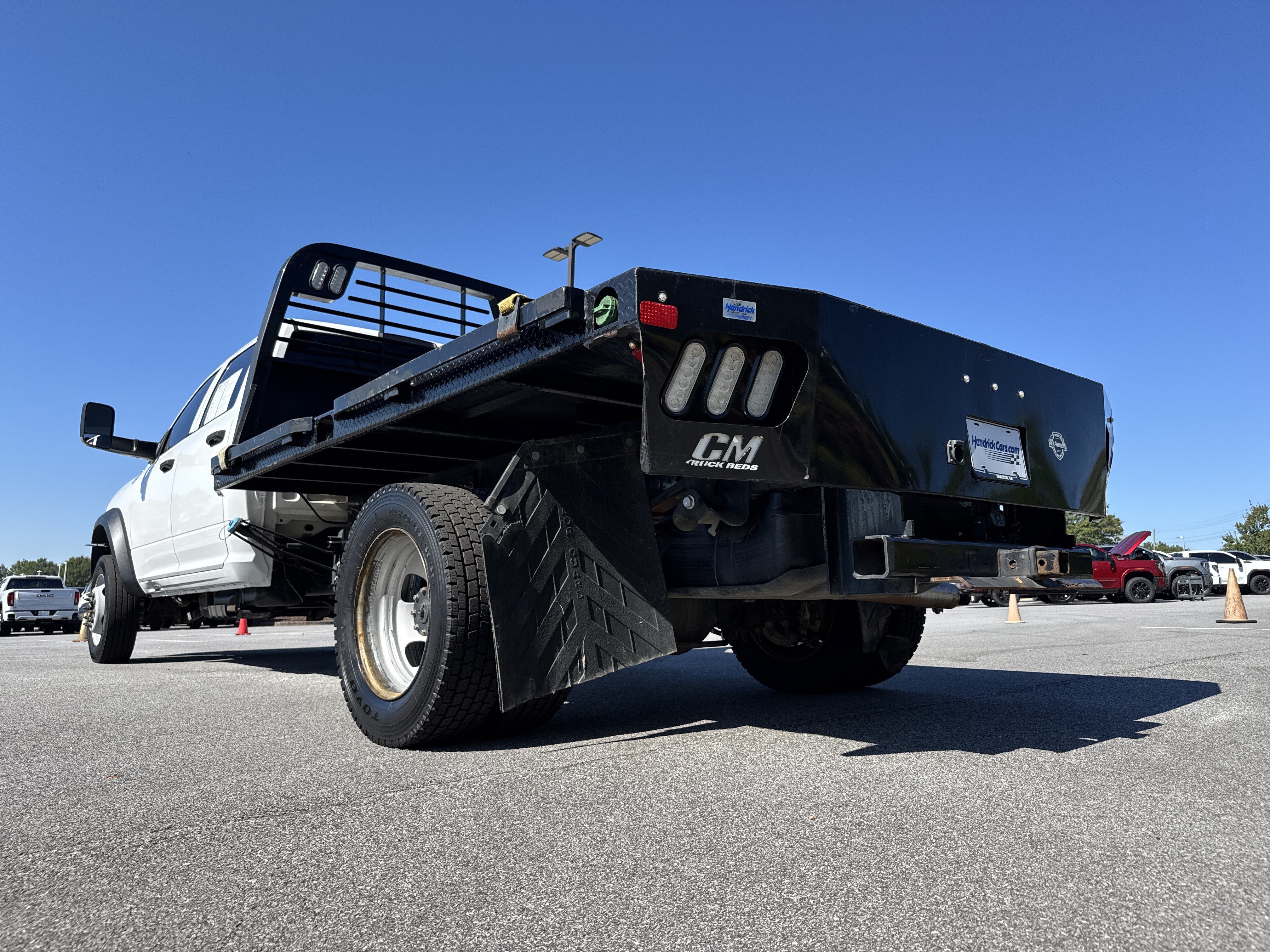 Used 2020 RAM 4500 Tradesman w/ Chrome Appearance Group RWD image 8