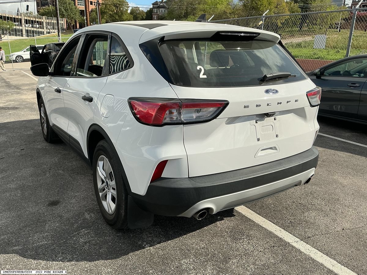 Used 2022 Ford Escape S FWD image 4