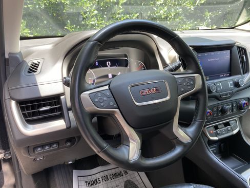 Used 2023 GMC Terrain Denali w/ Black Diamond Edition AWD/4WD image 18