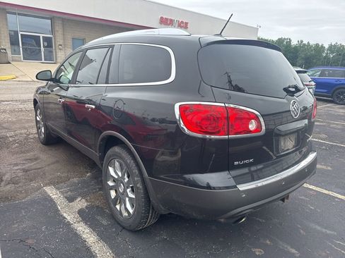Used 2010 Buick Enclave CXL w/ Trailering Provision Package FWD image 2