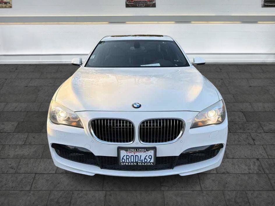Used 2012 BMW 750Li RWD image 2