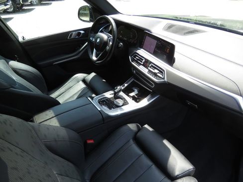 Used 2019 BMW X5 xDrive40i AWD/4WD image 14