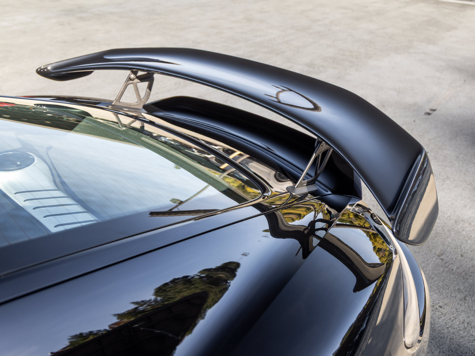 Certified 2021 Porsche 718 Cayman GT4 RWD image 26