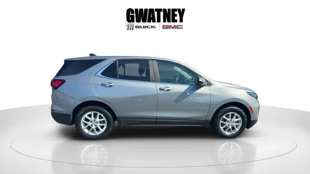 Used 2023 Chevrolet Equinox LT AWD/4WD image 4