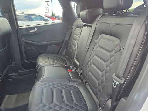 Certified 2023 Ford Escape Platinum w/ Premium Technology Package AWD/4WD image 29