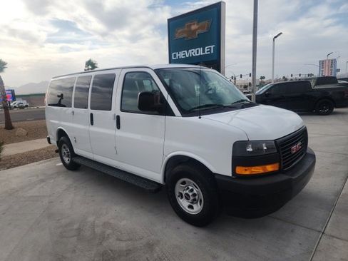 Used 2020 GMC Savana 2500 LS w/ Driver Convenience Package image 2