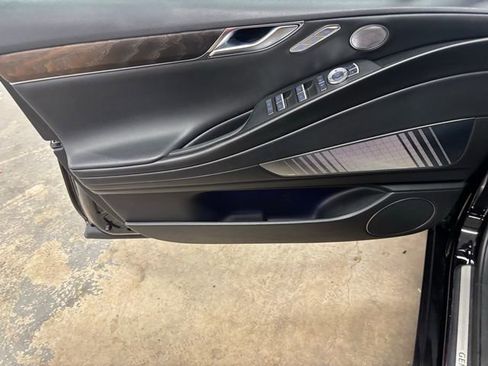 Used 2021 Genesis G80 2.5T w/ Advanced Package RWD image 18