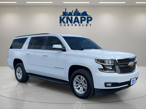 Used 2020 Chevrolet Suburban LT RWD image 7