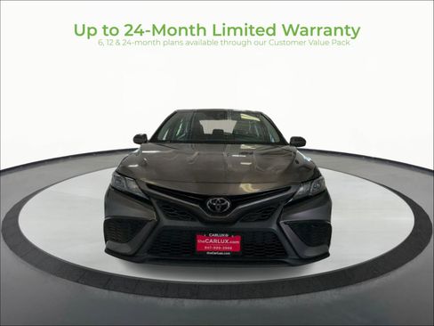 Used 2021 Toyota Camry SE FWD image 2