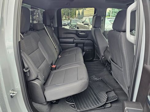 Used 2024 Chevrolet Silverado 1500 Custom Trail Boss w/ Dark Appearance Package image 11