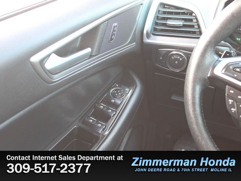 Used 2016 Ford Edge SEL w/ Equipment Group 201A AWD/4WD image 14