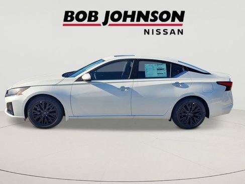 New 2025 Nissan Altima 2.5 SV w/ SV Special Edition Package FWD image 6