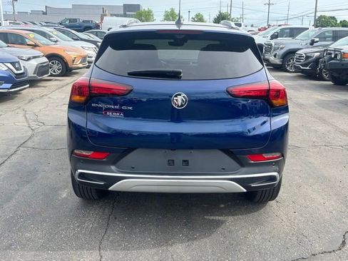 Used 2023 Buick Encore GX Essence w/ Advanced Technology Package FWD image 6