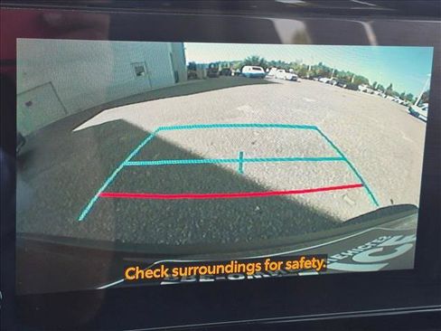 Used 2024 Toyota Corolla Cross LE FWD image 11