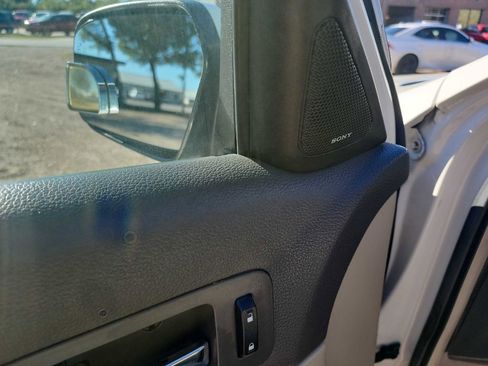 Used 2012 Ford Fusion SEL image 17