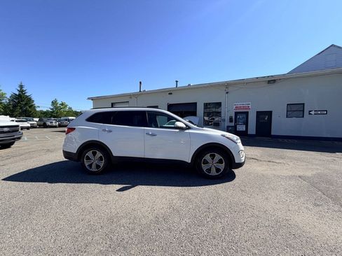 Used 2013 Hyundai Santa Fe GLS AWD/4WD image 22