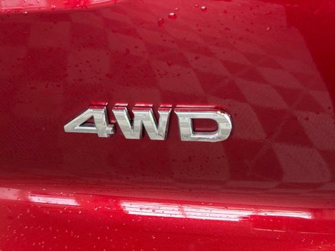 Used 2025 Nissan Pathfinder SV AWD/4WD image 7