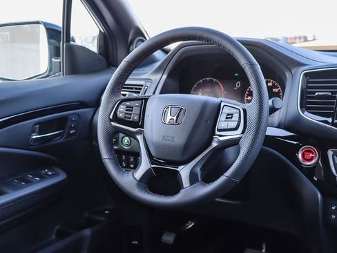New 2026 Honda Ridgeline Black Edition image 8