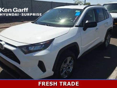 Used 2022 Toyota RAV4 LE AWD/4WD image 1