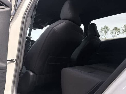 Certified 2025 Subaru Forester Premium AWD/4WD image 16