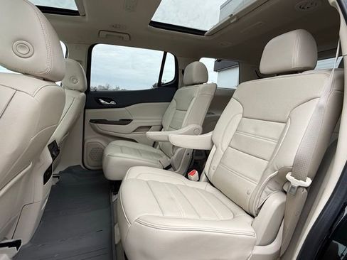Used 2023 GMC Acadia Denali w/ Denali Ultimate Package image 24