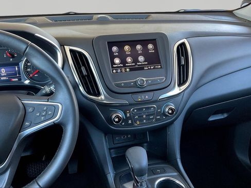 Used 2022 Chevrolet Equinox LT FWD image 9