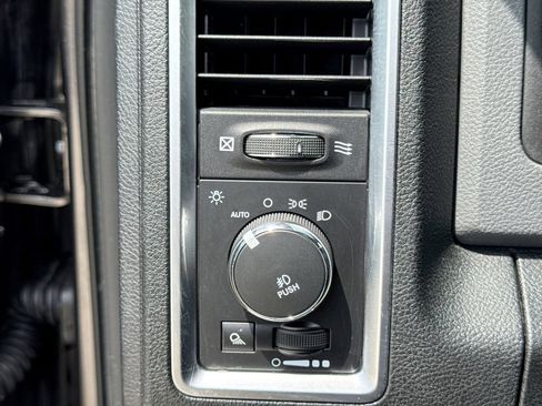 Used 2014 RAM 1500 Big Horn AWD/4WD image 31