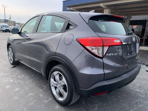Used 2019 Honda HR-V LX image 5