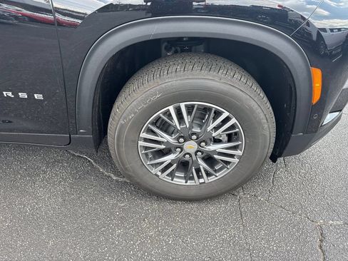 New 2026 Chevrolet Traverse LT w/ Enhanced Driving Package FWD image 13