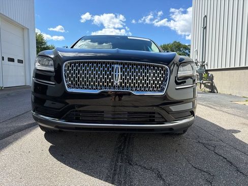 Used 2022 Lincoln Nautilus Reserve w/ Equipment Group 201A FWD image 5