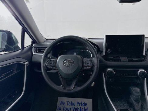 Certified 2024 Toyota RAV4 LE AWD/4WD image 20
