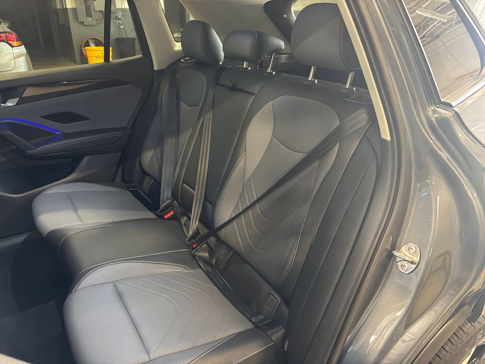 Used 2026 Volkswagen Tiguan SE AWD/4WD image 37