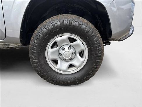 Used 2021 Toyota Tacoma SR image 19