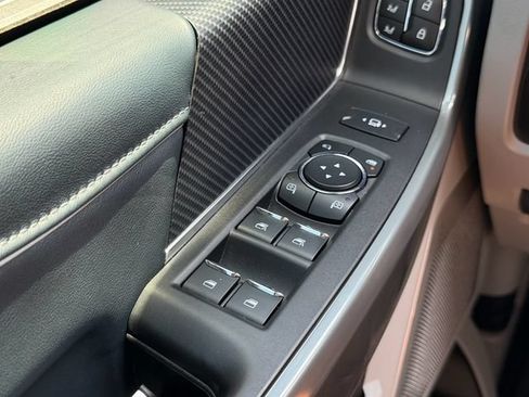 Used 2023 Ford F350 Limited w/ FX4 Off-Road Package AWD/4WD image 27