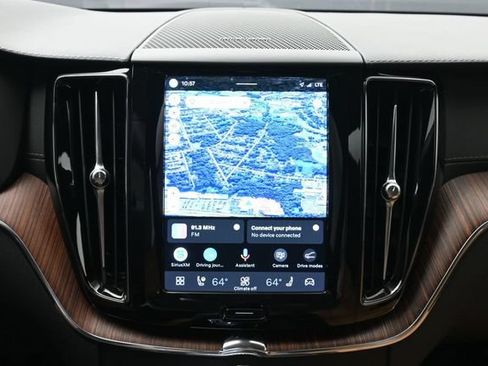 Used 2023 Volvo XC60 B6 Ultimate w/ Climate Package AWD/4WD image 14