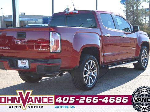 Used 2020 GMC Canyon Denali image 11
