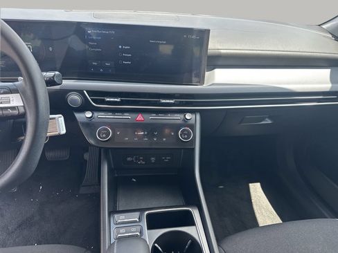 Used 2025 Hyundai Sonata SEL FWD image 24