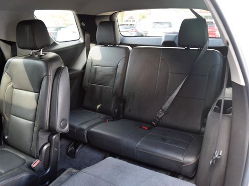 Used 2019 Chevrolet Traverse LT w/ LT Premium Package image 39