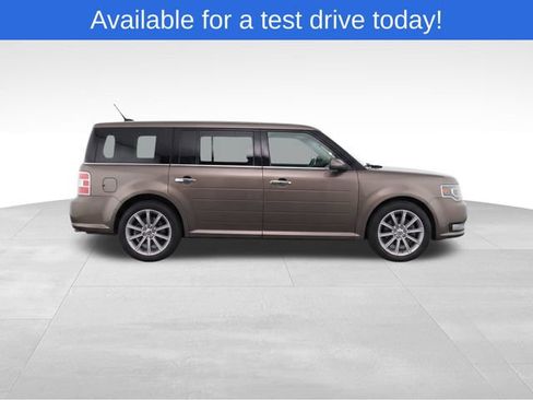 Used 2019 Ford Flex Limited FWD image 3