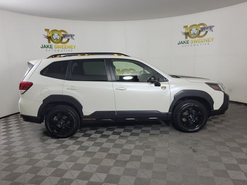 Used 2024 Subaru Forester Wilderness AWD/4WD image 8