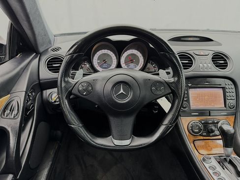 Used 2011 Mercedes-Benz SL 63 AMG 2dr Roadster AMG image 13