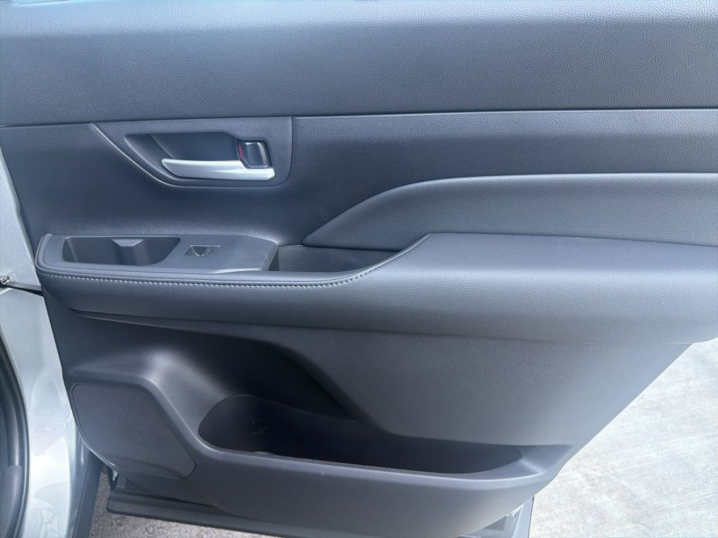 New 2026 Toyota Grand Highlander XLE FWD image 23